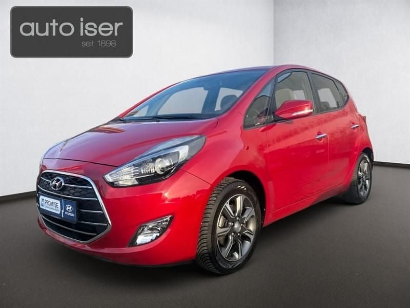 Gebraucht Hyundai ix20 Premium 125 PS (91 kW) 2017 Rot Kleinwagen