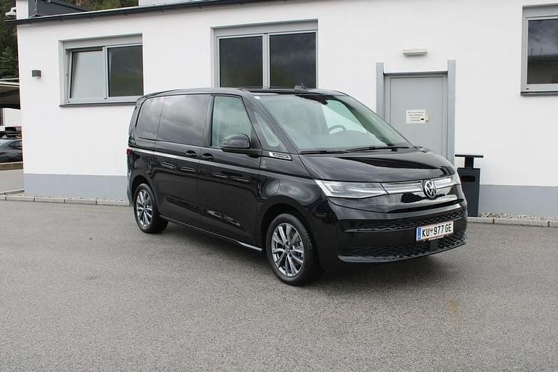 Neu VW Multivan Life 245 PS (180 kW) 2025 Schwarz  metallicperleffektno Van