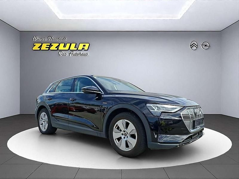 Schwarz Gebraucht 2021 Audi e-tron Business SUV | € 25.990 (Superpreis) - Bild 1/4