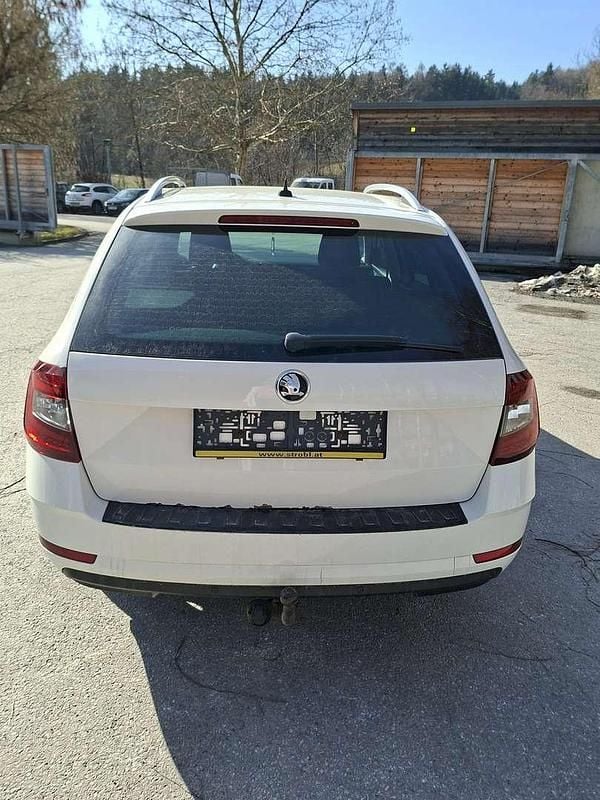 Gebraucht Skoda Octavia Style 150 PS (110 kW) 2018 Weiß Kombi