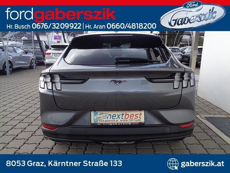 Gebraucht Ford Mustang Mach-E 154 kW (210 PS) 2021 Grau SUV