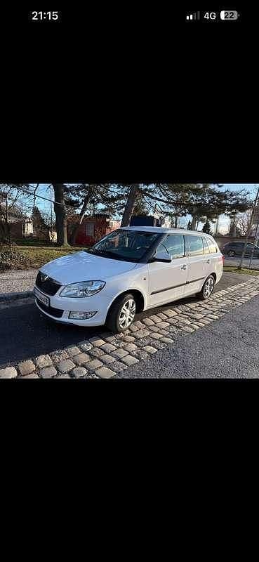 Gebraucht Skoda Fabia Ambition 105 PS (77 kW) 2012 Weiß Kombi