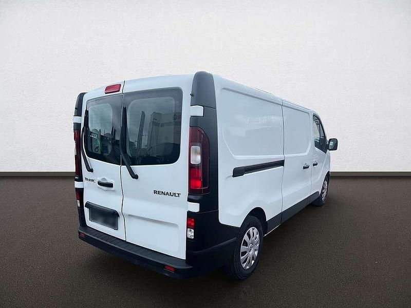 Gebraucht Renault Trafic 146 PS (107 kW) 2021 Weiß Van / Kleinbus