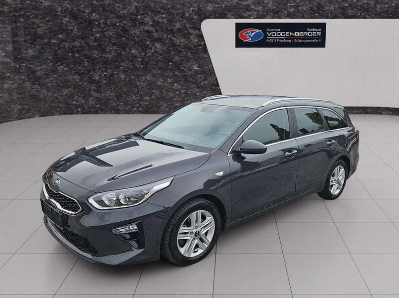 Weiß Gebraucht 2021 Kia Ceed Sportswagon Vision Kombi | € 14.990 (Fairer Preis) - Bild 1/4