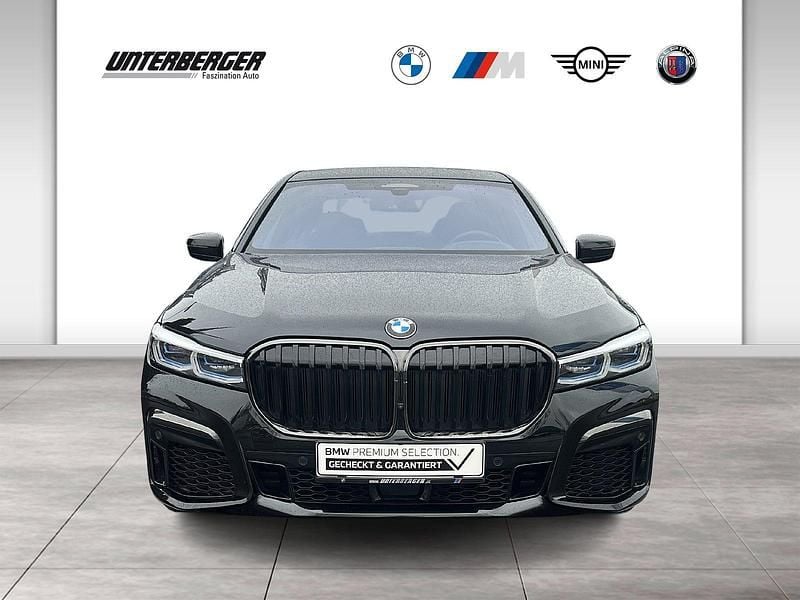 Gebraucht BMW 745e M Sport 285 PS (209 kW) 2019 Schwarz Limousine