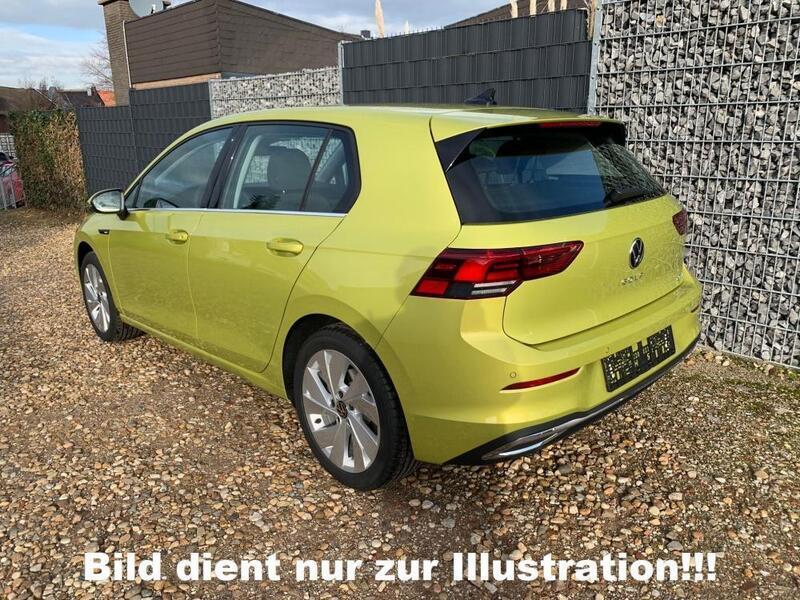 Verkauft VW Golf 1.5 TSI R-Line 18, gebraucht 2023, 0 km in Altach