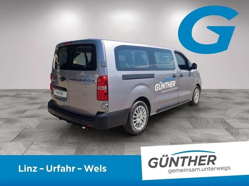 Gebraucht Peugeot Expert 180 PS (132 kW) 2025 Grau Van