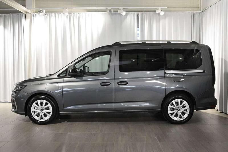 Gebraucht Ford Tourneo Titanium 150 PS (110 kW) 2025 Grau Kombi