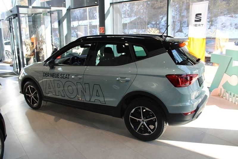 Neu Seat Arona Style 115 PS (84 kW) 2026 Hellgrau  metallic SUV
