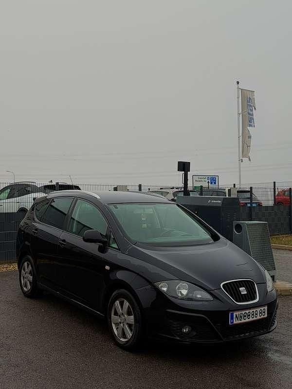 Gebraucht Seat Altea XL Style 105 PS (77 kW) 2010 Van / Kleinbus