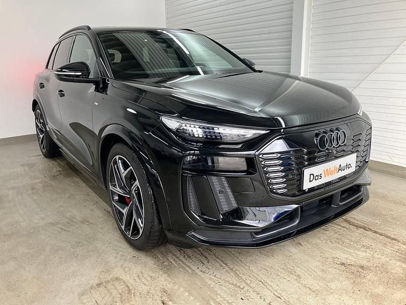 Gebraucht Audi Q6 e-tron 284 kW (387 PS) 2025 Schwarz  metallicperleffektno SUV