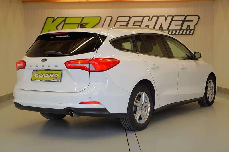Gebraucht Ford Focus 120 PS (88 kW) 2021 Weiß Kombi