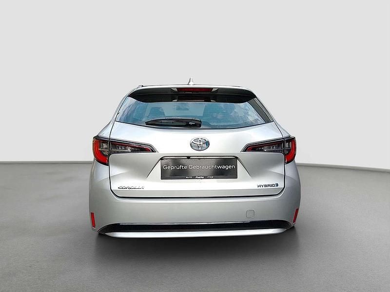 Gebraucht Toyota Corolla 98 PS (72 kW) 2021 Grau Limousine
