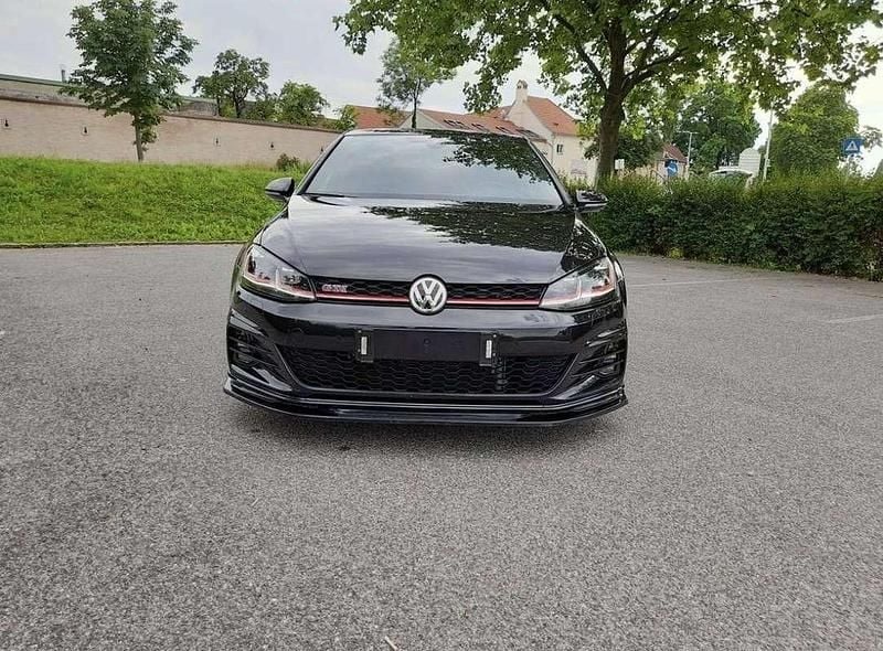 Gebraucht VW Golf VII GTI 245 PS (180 kW) 2019 Limousine