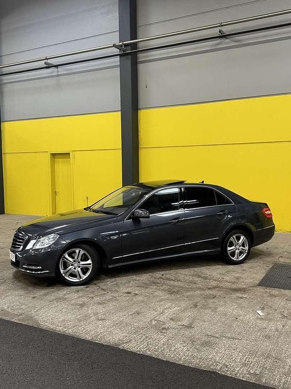 Gebraucht Mercedes E350 265 PS (194 kW) 2011 Grau Limousine