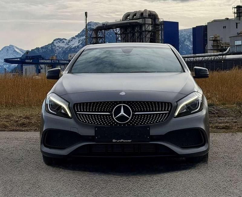 Gebraucht Mercedes A200 AMG line 136 PS (100 kW) 2016 Limousine