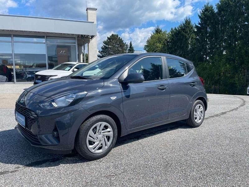Gebraucht Hyundai i10 GO! 63 PS (46 kW) 2025 Grau Kleinwagen