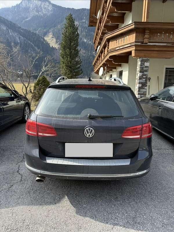 Gebraucht VW Passat Comfortline 105 PS (77 kW) 2011 Limousine