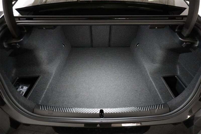 Gebraucht BMW 520 Efficient Dynamics 197 PS (144 kW) 2024 Saphirschwarz Limousine