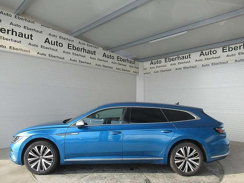 Gebraucht VW Arteon Elegance 156 PS (114 kW) 2022 Blau Kombi