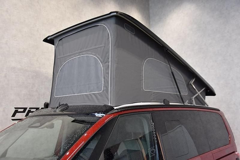 Neu VW California Beach 150 PS (110 kW) 2026 Dunkelrot  metallic Van