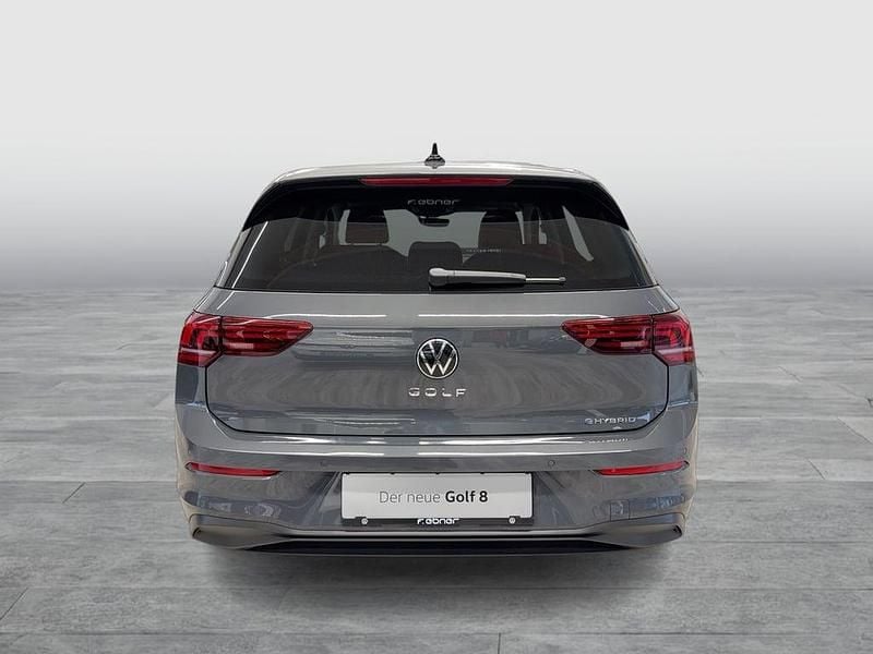 Neu VW Golf VIII 204 PS (150 kW) 2026 Mittelgrau  metallic