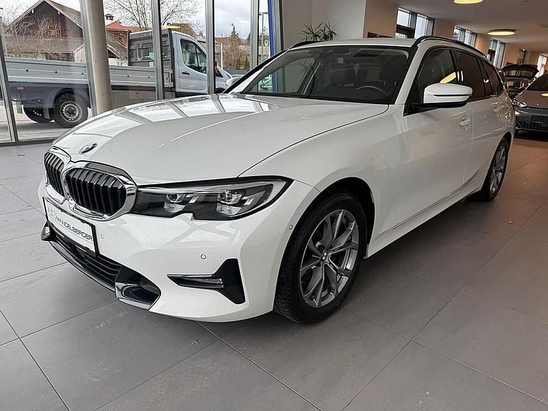 Gebraucht BMW 316 Sport Line 122 PS (89 kW) 2021 Weiß Kombi