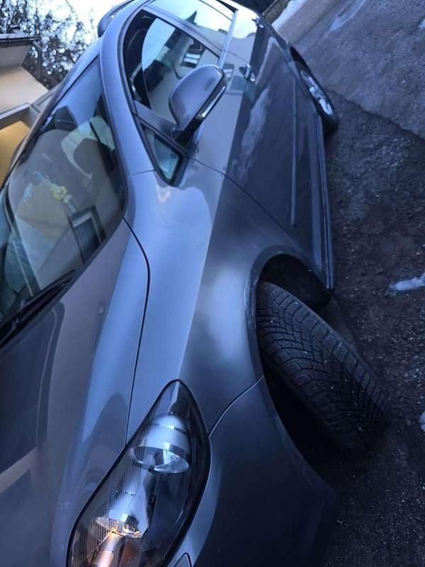 Gebraucht VW Golf VI Trendline 105 PS (77 kW) 2009 Kleinwagen