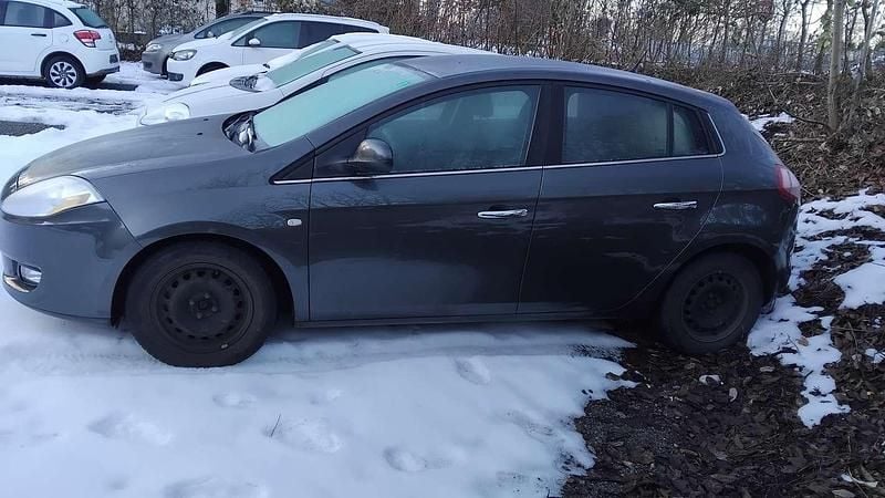 Gebraucht Fiat Bravo Dynamic 120 PS (88 kW) 2008 Grau Kleinwagen