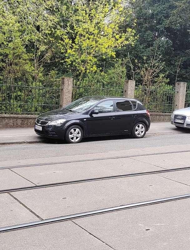 Gebraucht 2010 Kia Ceed Kleinwagen | € 2.900 (Fairer Preis) - Bild 1/1