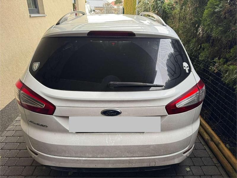 Gebraucht Ford Mondeo Business Edition 116 PS (85 kW) 2011 Weiß Kombi