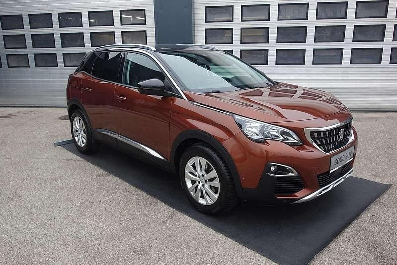 Gebraucht Peugeot 3008 Allure 120 PS (88 kW) 2017 Braun SUV