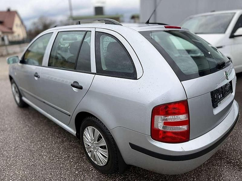 Gebraucht Skoda Fabia 64 PS (47 kW) 2007 Silber Kombi