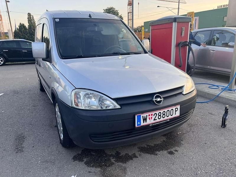 Silber Gebraucht 2006 Opel Combo Edition Kombi | € 4.200 - Bild 1/3