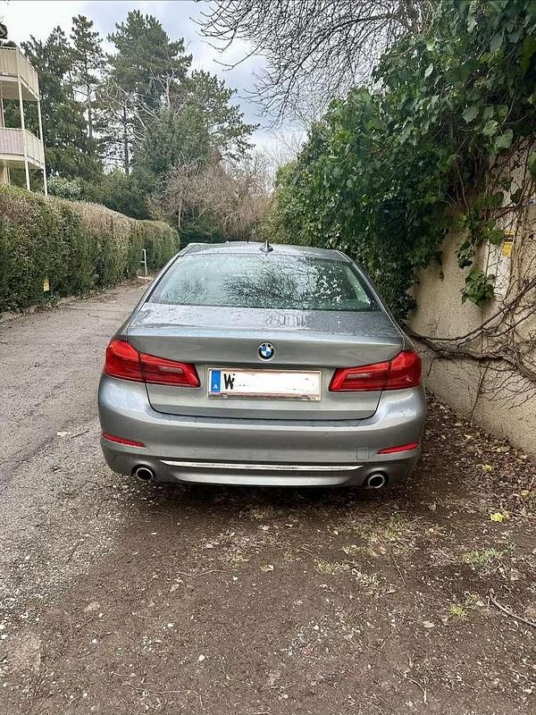 Gebraucht BMW 520 190 PS (139 kW) 2017 Limousine