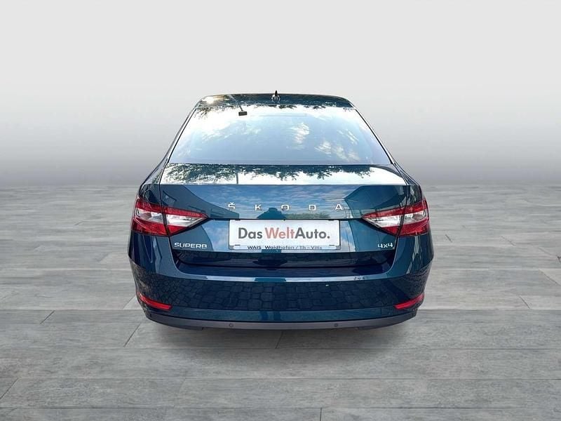 Gebraucht Skoda Superb Ambition 200 PS (147 kW) 2021 Dunkelblau  metallic Limousine