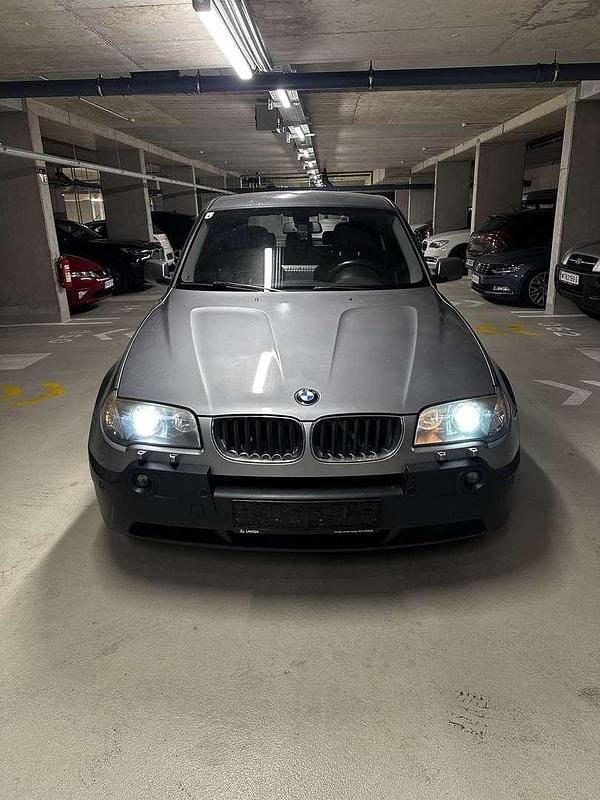 Silber Gebraucht 2005 BMW X3 SUV | € 3.000 (Etwas zu teuer) - Bild 1/4