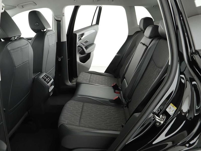 Gebraucht VW Tiguan 150 PS (110 kW) 2025 Schwarz SUV