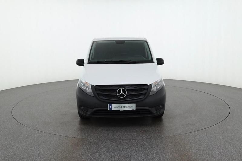 Gebraucht Mercedes Vito 163 PS (119 kW) 2021 Weiß Van