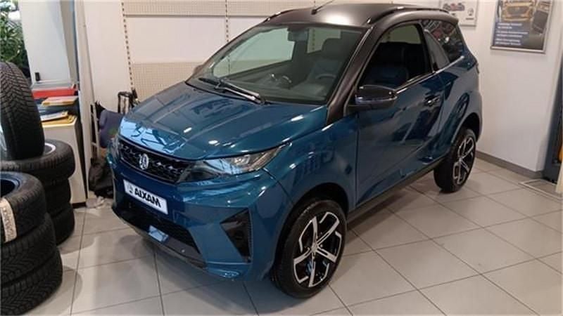 Neu Aixam Crossover Premium Premium 2025 Limousine