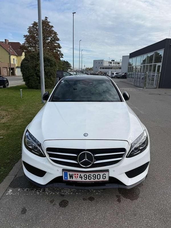 Gebraucht Mercedes C250 AMG line 204 PS (150 kW) 2015 Limousine