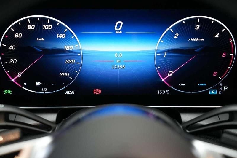 Gebraucht Mercedes GLC200 Edition 163 PS (119 kW) 2025 Weiß SUV