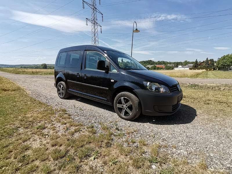 Verkauft VW Caddy 2.0 Benzin Kombi / F., gebraucht 2011, 130.000 km in