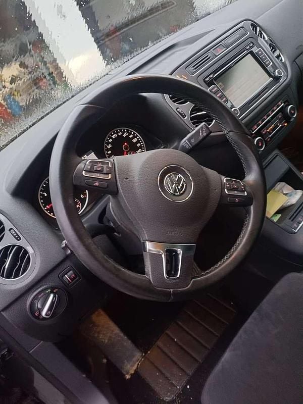 Gebraucht VW Tiguan 140 PS (102 kW) 2012 Grau SUV