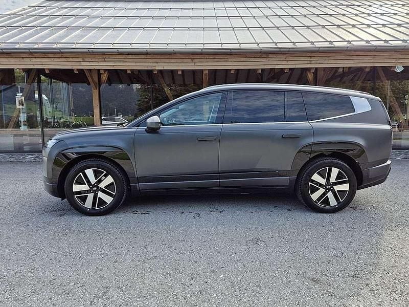 Neu Hyundai Ioniq 9 225 kW (307 PS) 2025 Grau SUV