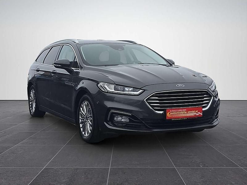 Gebraucht Ford Mondeo 140 PS (102 kW) 2021 Grau Kombi