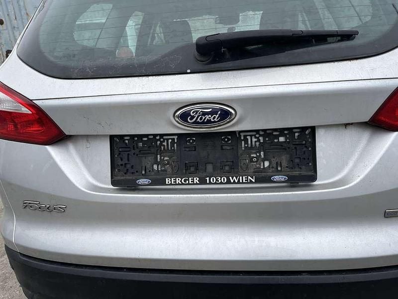 Gebraucht Ford Focus Trend 125 PS (91 kW) 2013 Kombi