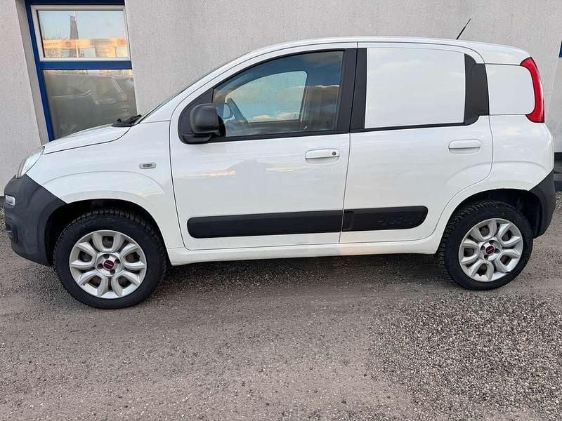 Gebraucht Fiat Panda Cross Cross 80 PS (58 kW) 2016 Weiß Kleinwagen