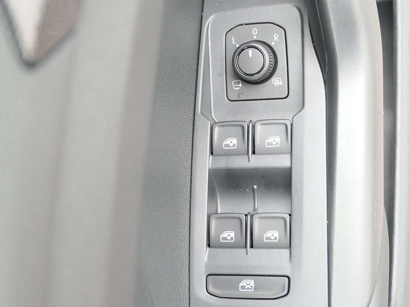 Neu VW T-Cross 116 PS (85 kW) 2025 Weiss  normal SUV