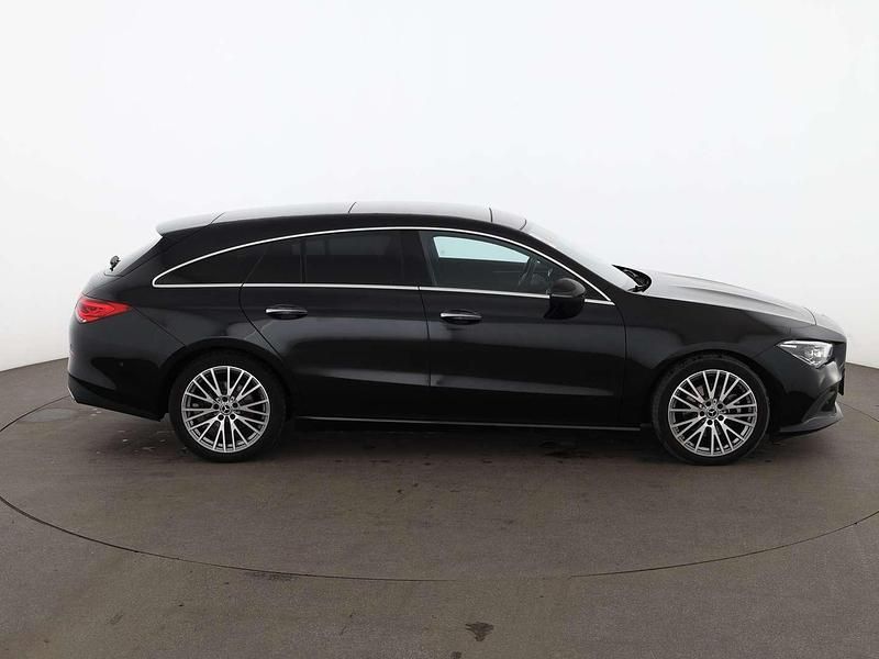 Gebraucht Mercedes CLA180 Shooting Brake Progressive 116 PS (85 kW) 2021 Schwarz Kombi